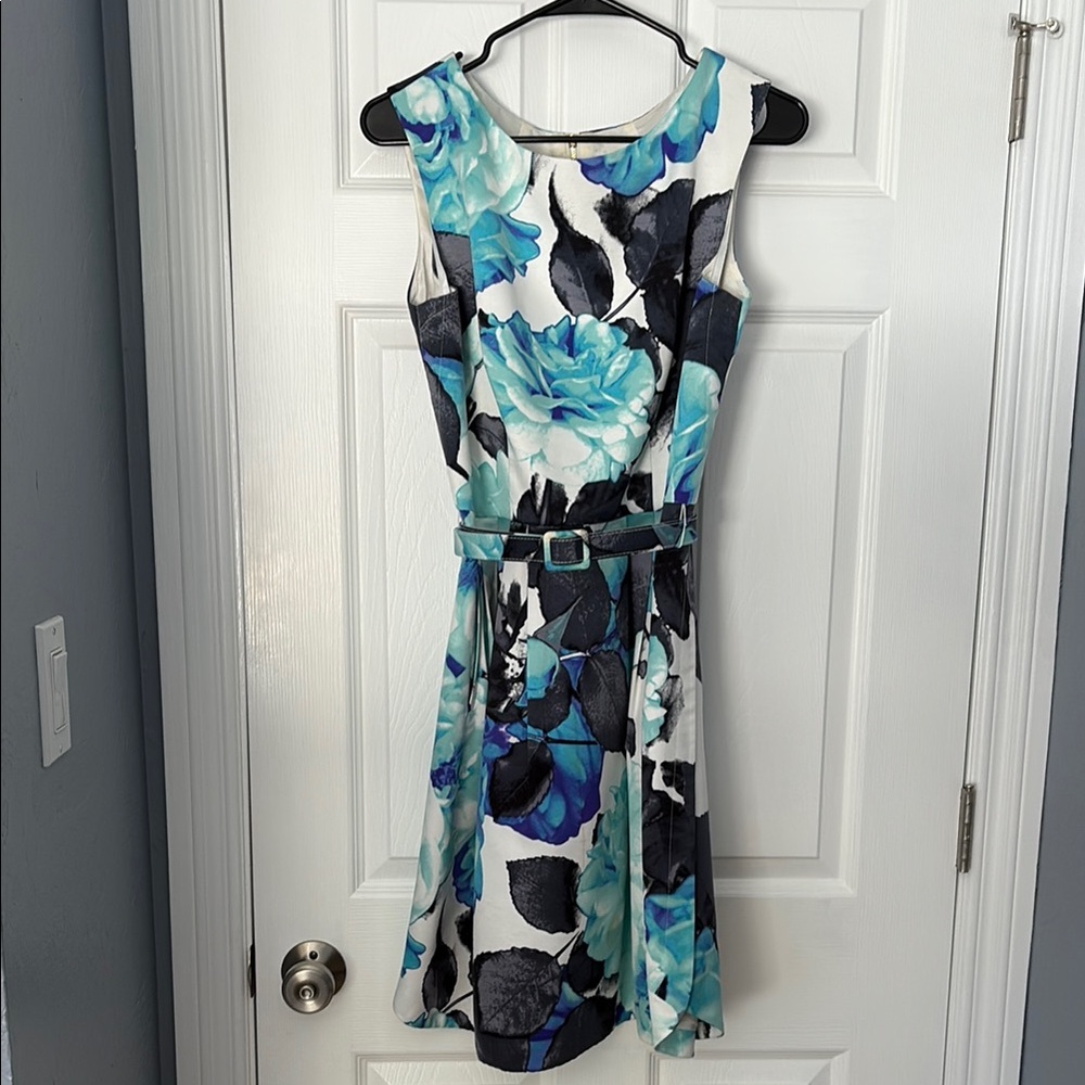 Floral Sleeveless Dress in Blue and Gray